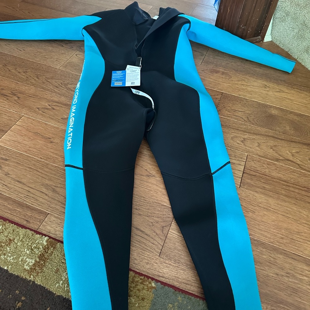 Hevto Women’s Long Sleeve Wet Suit (3/2mm) - Size Xs 3-4